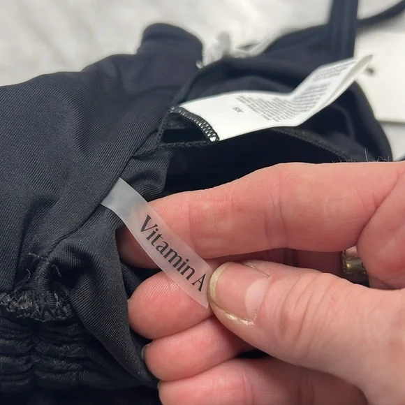 Vitamin A NWT Gemma One Piece Black Eco Rib One Piece Sexy Swimsuit XS - Picture 10 of 14